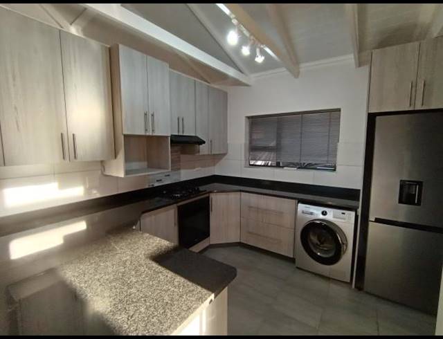 3 BEDROOM PROPERTY TO RENT IN SEEMEEU PARK